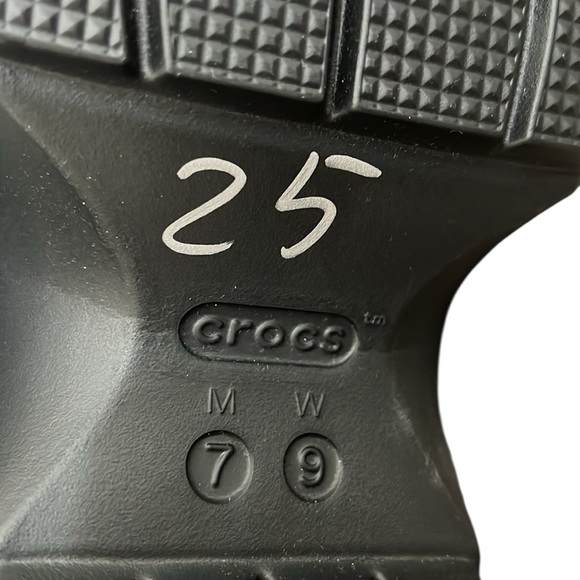 Crocs Stomp Mary Jane Woman’s Size 9 Black Rosette Platform Gothic Punk READ - Picture 14 of 14